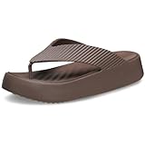 Crocs Damen Getaway Plateau Flip Flops Keilsandalen für Frauen, Truffle, 41-42 EU