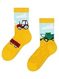 Dedoles Socken Kinder Mädchen Jungen Baumwolle viele lustige Designs Weihnachtssocken 1 Paar, Farbe Gelb, Motiv Traktor, Gr. 23-26