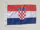 Kroatien Bootsflagge 20 x 30 cm. Stoffgewicht – bedruckt, robust mit Strick und Schlaufe nautisch Flagge von, 20 x 30 cm (Kroatien)