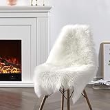 Ruedong Faux Lammfell Kunstfellteppich Weiß 60x90 cm, Flauschiger Kleiner Schaffellteppich, Ultraweiche Matte, Maschinenwaschbare Shag-Matten, Kinderzimmerdecke für Bett, Wohnzimmer, Kinderzimmer