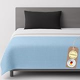 chambry Tagesdecke 135x200 cm - 100 % Baumwolle Waffelstruktur - weiche & atmungsaktive Baumwolldecke - Zeitlose & waschbare Kuscheldecke, Möbelüberwurf, Couchüberwurf oder Bettüberwurf - Baby Blau