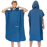 AUTDOOR® Mikrofaser Badeponcho Damen & Herren - nachhaltig aus 100% recycelten PET-Flaschen - Handtuch als Umziehhilfe für Strand und Wassersport - schnelltrocknend & kompakt