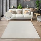 the carpet Cosy kuschelig Warmer Fellteppich, weich und elegant, waschbar und Fußbodenheizung geeignet, Öko-Tex Zertifiziert, Creme, 140 x 200 cm