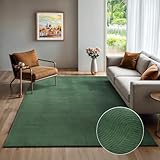 the carpet Rio - moderner und weicher Teppich Wohnzimmer Schlafzimmer mit Anti-Rutsch-Rücken und 3D-Optik, Flauschige Oberfläche, pflegeleicht und robust, Grün, 120 x 160 cm