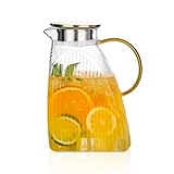 1,8L Premium Borosilikatglas-Karaffe mit goldfarbenem Griff – Hochwertige Wasserkaraffe mit vertikaler Rillenstruktur, ideal für selbstgemachte Eistees,Wasserkanne