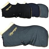 Marengos - Abschwitzdecke Royal | Pferdedecke mit Kreuzgurten, weichem Kragen, Brustschnalle & Schweifriemen | Fleecedecke mit schneller Feuchtigkeitsaufnahme | Stalldecke in Graphit | 135cm