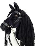 HORSE & toys Steckenpferd Ikar großes Set (Pferd auf einem Stock) + schwarzes Zaumzeug + Zügel + Apfel (Blakk)