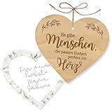 ZUKLA Holzkarte Herzform - 11 x 10 cm - Beste Freundin Geschenke - Holz Grußkarte für Geburtstag Jahrestag - Hölzerne Geschenkanhänger - Herzensmensch Geschenk Anhänger - Papierkarte enthalten