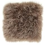 -LUXOR- living Sitzkissen aus echtem Schaffell – kuscheliges & bequemes Stuhlkissen, Lammfell Sitzauflage für Stühle & Bänke, 34 x 34 cm Taupe, 1 Kissen