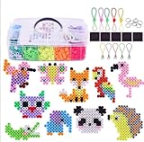 Zuxbolf 1300 Stück Große Bügelperlen 10mm Bügelperlen Set 12 Bunte Farben Steckperlen mit Bügel Perlen Platten, 14 Tiere Muster und Aufbewahrungsbox Bastelperlen DIY Steckperlen für Kinder ab 3 Jahren