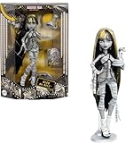 Monster High Reel Drama Puppe, Cleo De Nile Schwarz-weiß-Reproduktion, Sammelfigur mit Postern in Puppengröße und Lebensgröße, Horrorfilm-Design, mit Haustier, JDR65