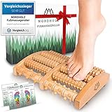NORDHOLZ® Fußmassageroller Holz zur Stressreduzierung und Entspannung durch Triggerpunkt-Therapie - Fußmassage für Zuhause & Büro - Fußroller Holz zur Vorbeugung & Linderung von Schmerze