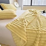 KCCRHIN Super Flauschige Decke Kaninchen Plüsch Decke Weiche Flanell Decke Kuscheldecke Warme Überwurfdecke Sofadecke Vielseitig Blanket Für Bett Sofa Sessel-Decken Tagesdecke,Gelb,230 * 250cm