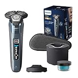 Philips Shaver S8000 – Elektrischer Nass-& Trockenrasierer mit SkinIQ Technologie in Eisblau mit integriertem, ausklappbarer Trimmer, Ladestation, Reinigungsstation & Reiseetui (Modell S8692/55)