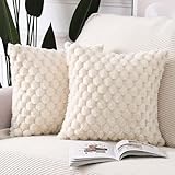 Madizz 2er Set Kunstpelz Plüsch Dekorative Kissenbezüge Weich Dekorative Kissenbezug für Sofa Schlafzimmer Kissen Shell Beige 45 x 45 cm