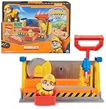 Rubble & Crew - Werkstatt Spielset mit 2 Werkzeug-Aufsätzen, 1 Rubble Hundefigur, 85g Kinetic Sand Build-it Sand und 1 Sandform, Spielzeug geeignet für Kinder ab 3 Jahren