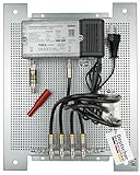 maxx.onLine 4 Teilnehmer Set mit Antennenverstärker für Kabelfernsehen 33 dB Verstärkung & Rückkanal, Kabel Verteiler, Überspannungsschutz, F-Verbindungskabel vormontiert auf Lochblech Montageplatte