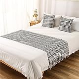 Moderner schwarzer Bettläufer mit Kissen, weich, bequem, Sommer-Bettwäsche, Schal für Hotel und Heimdekoration, King-Size-Größe (70 x 210 + 45 x 45 cm), stilvoller Schlafzimmer-Akzent