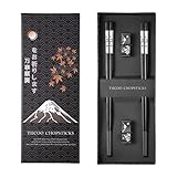 TIICOO Edelstahl-Essstäbchen Wiederverwendbar 2 Paar Titan 18/8 Edelstahl Essstäbchen mit Halter, Spülmaschinenfest Leichte Metall- Essstäbchen Japanischen Geschenkset (Schwarz)