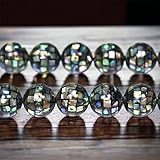 ABCGEMS Neuseeländische Regenbogen-Abalone-Perlen (jede Perle ist ein Beweis für arbeitsintensive Kunstfertigkeit - exquisite Handwerkskunst) Schachbrett-eingelegtes Mosaik glatt rund 12 mm (33 Perlen